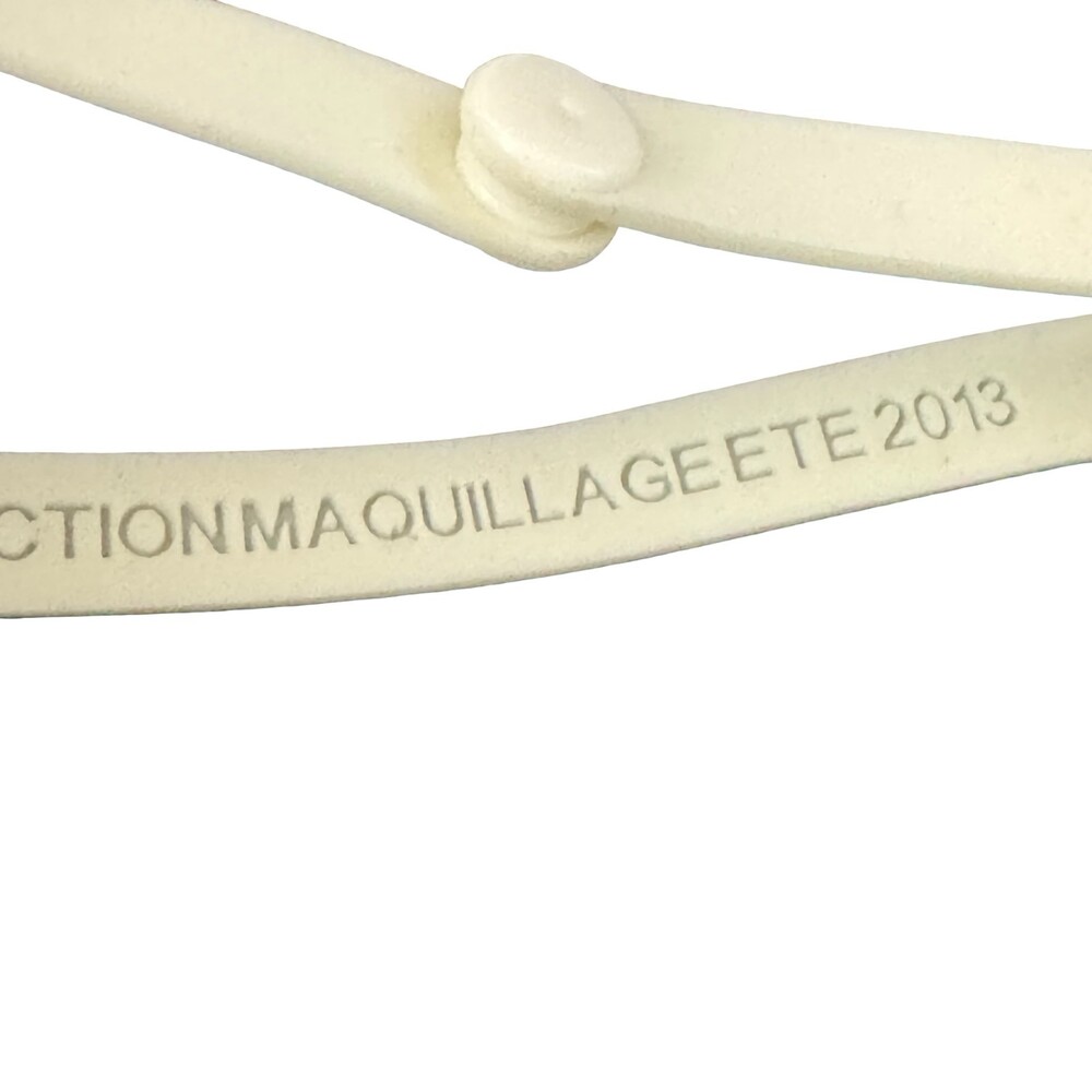 Vintage "Chanel Make Up Collection 2013" Clear Tote Make Up Bag With Wristlet - Picture 5 of 7